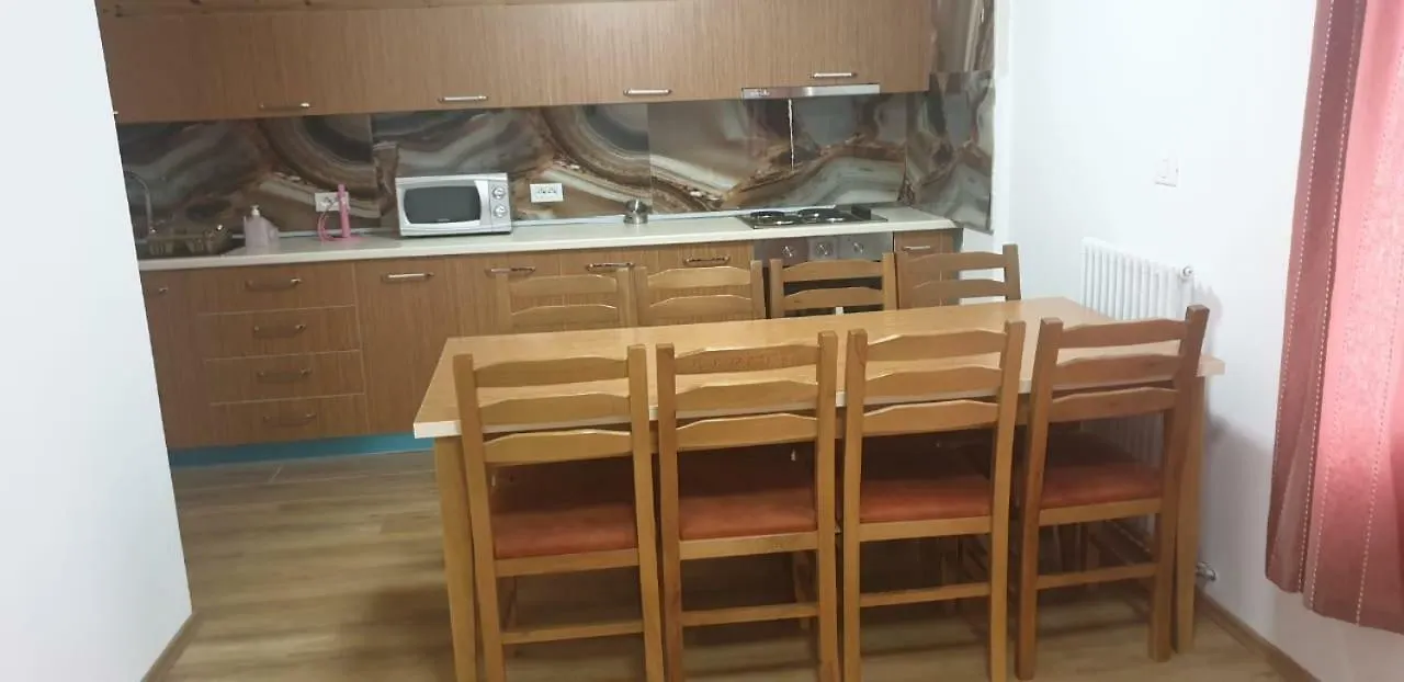 Bujtinat E Lugines Valbone Aparthotel