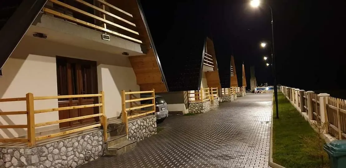 شقة فندقية الشقق الفندقية Bujtinat E Lugines فالبني